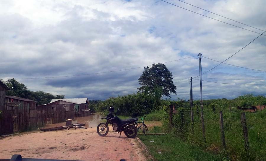 Tempestade em Colniza faz rio transbordar e alagar zona rural