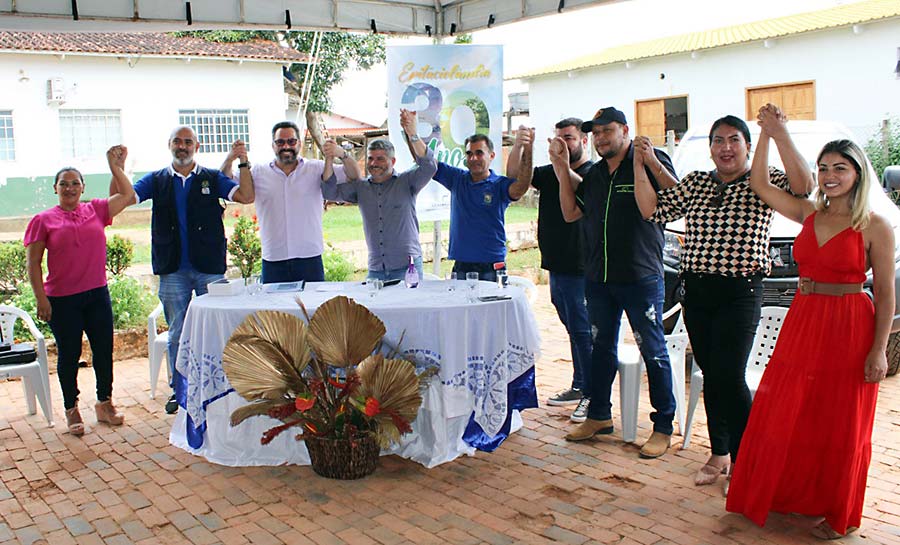 Alan Rick Entrega Caminhonete Para Ações De Saúde Em Epitaciolândia E