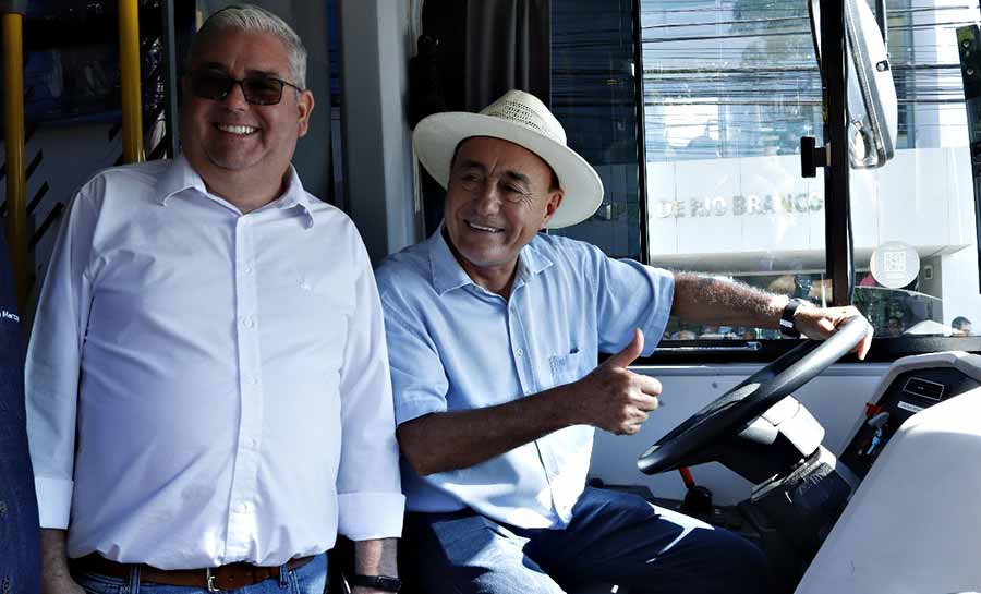 Prefeitura de Rio Branco investe em sustentabilidade ao trazer ônibus elétricos para capital