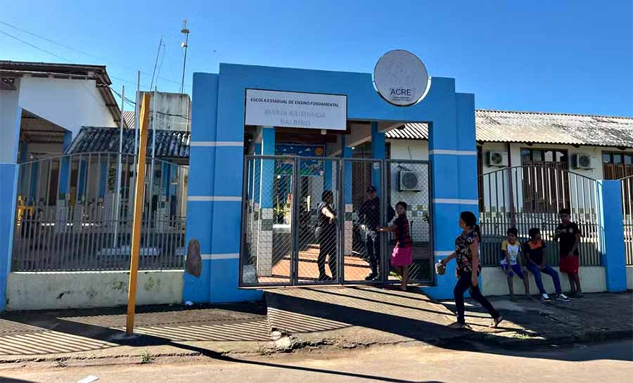 crime escola 003