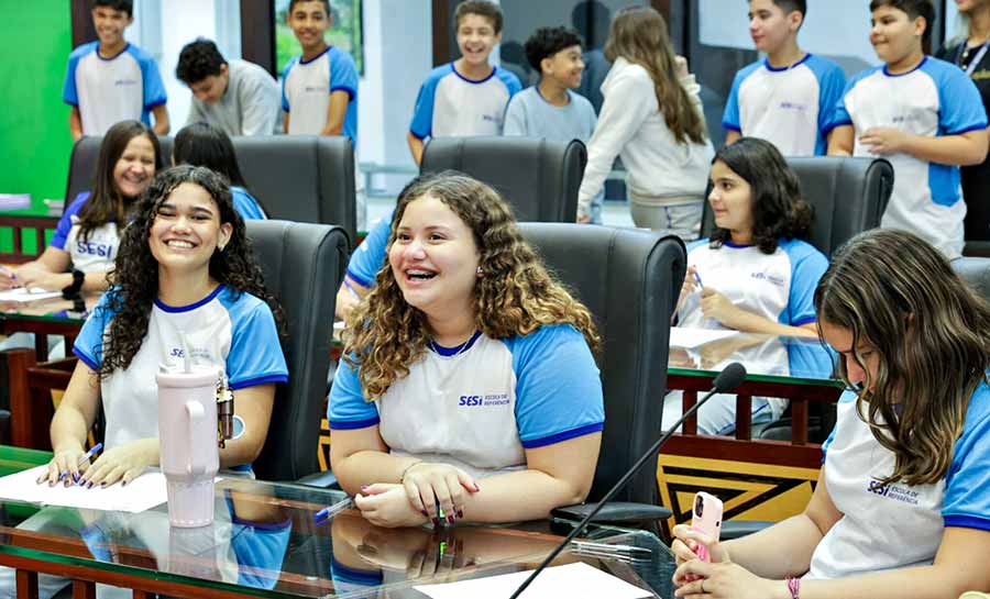 estudantes na aleac 002