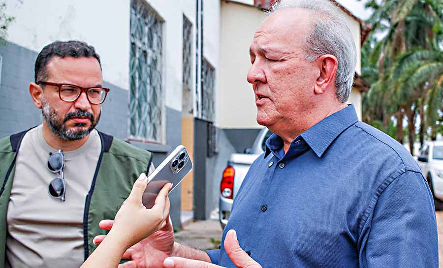 Titular e adjunto da Segov, Luiz Calixto e Márcio Pereira, estiveram em Sena Madureira mobilizando diversos segmentos da sociedade local. Foto: Diego Silva/Secom calixto 002