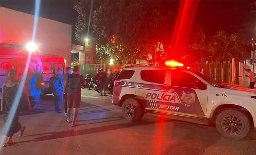 Três homens são baleados em discussão com seguranças e PMs no PS de Rio Branco