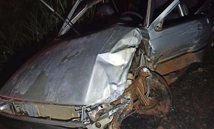 Acidente entre dois carros deixa seis pessoas feridas em estrada no Acre