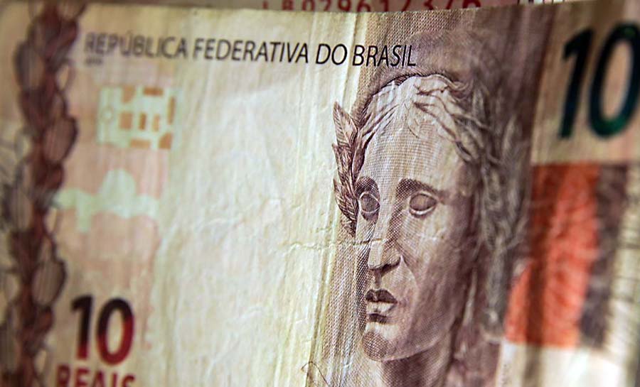 Prévia da inflação oficial fica em 0,95% em março, diz IBGE