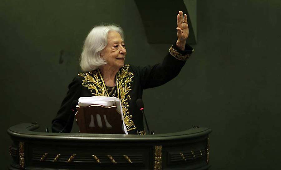 Fernanda Montenegro toma posse na Academia Brasileira de Letras