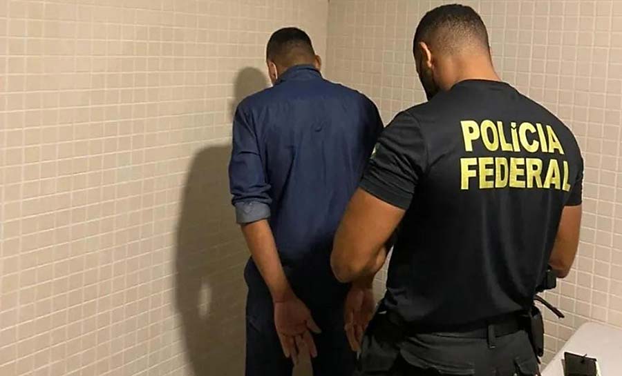 Dois são presos no aeroporto de Rio Branco tentando embarcar para o Nordeste com documento falso