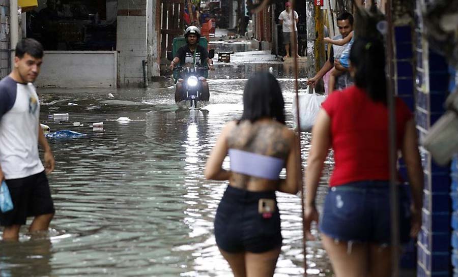 Sobe para 18 o número de mortos após chuvas no Rio de Janeiro