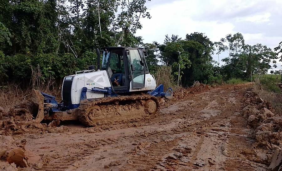 Governo executa melhorias no Ramal do 48 e no Ramal do 16, em Sena Madureira