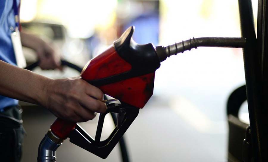 Gasolina sobe 9% em quatro meses no Brasil, diz Ticketlog