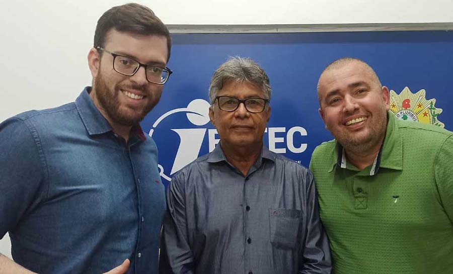 Deputado Antônio Pedro destina R$ 200 mil em emenda ao Iepetec para a aquisição de Van