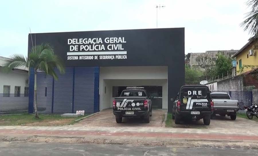 Homem é morto com dois tiros após suposto desentendimento em bar de Cruzeiro do Sul