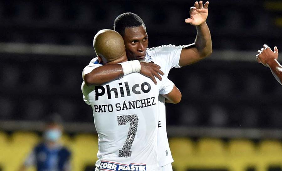 Santos marca no fim e empata com o Táchira na Sul-Americana