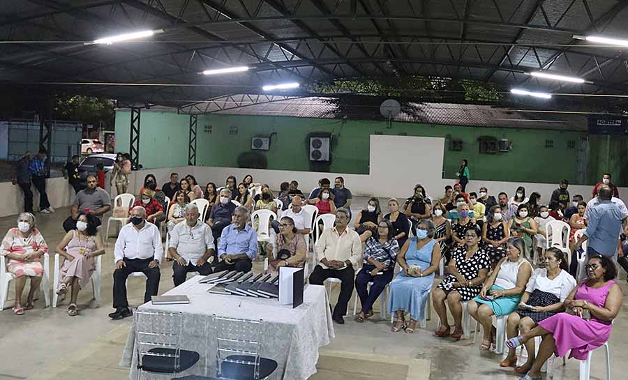 Tradicional no Acre, família Carvalho de Mesquita tem história retratada em livro