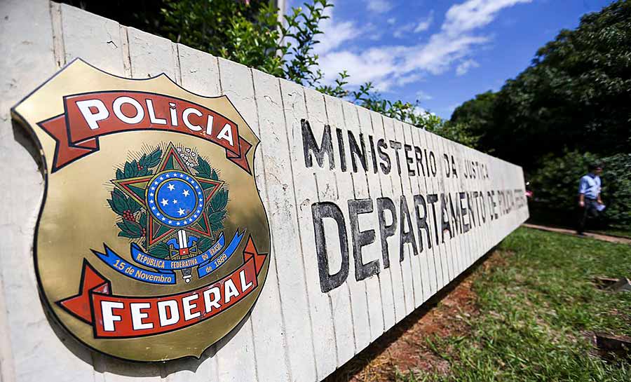 PF faz operação contra tráfico internacional de drogas em São Paulo