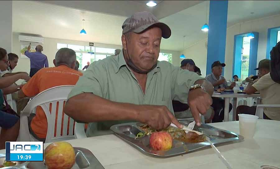 Restaurante Popular atende pessoas em situação de rua e do CadÚnico; capacidade é de 500 pessoas
