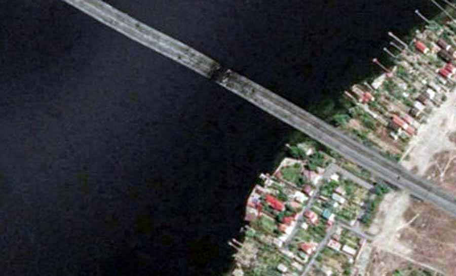Ucrânia contra-ataca em Kherson e destrói ponte