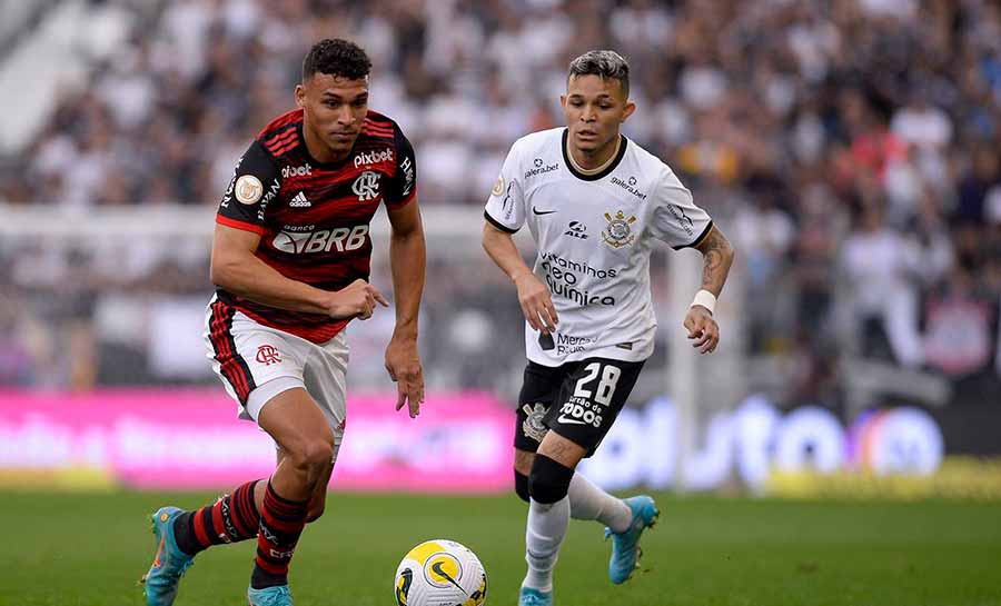 Corinthians x Flamengo abre quartas da Copa Libertadores nesta terça