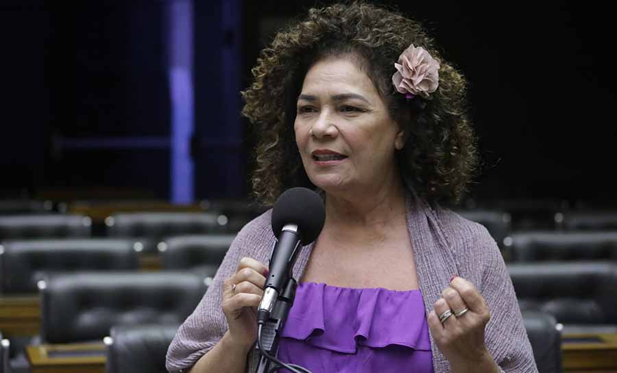 Perpétua é a deputada acreana melhor avaliada pelo Índice Legisla Brasil