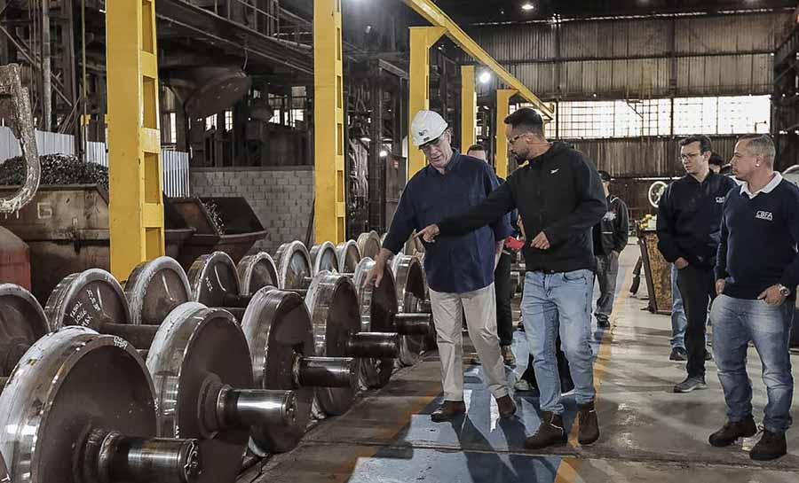 Candidato à Presidência Ciro Gomes defende reindustrialização nacional