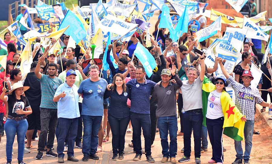 Em Sena Madureira, Mara toma café no mercado, faz caminhada nos bairros da Pista e Vitória e reafirma saúde de qualidade para o interior