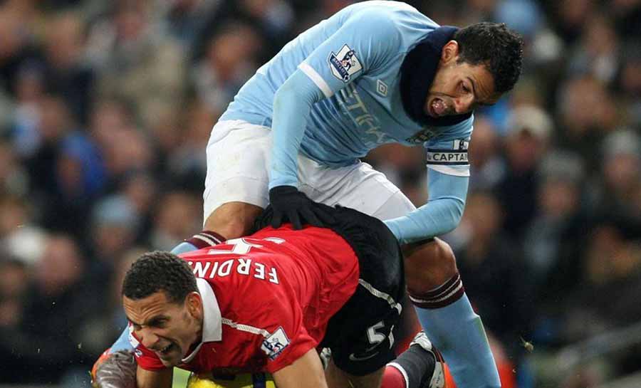 Ídolo do United revela que Tévez acertou com o City por ‘desrespeito’