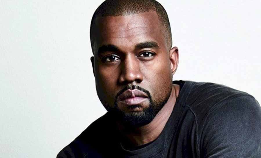 Kanye West diz que seu catálogo musical está sendo vendido sem permissão