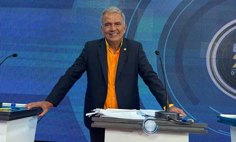 Confiante, Petecão vence debate na TV: “Vamos fazer o melhor governo da história do Acre”