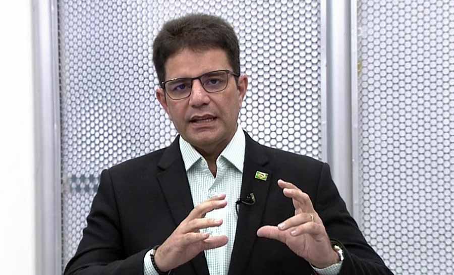 Reeleito, governador Gladson Cameli promete nova maternidade e concurso para Polícia Penal no AC