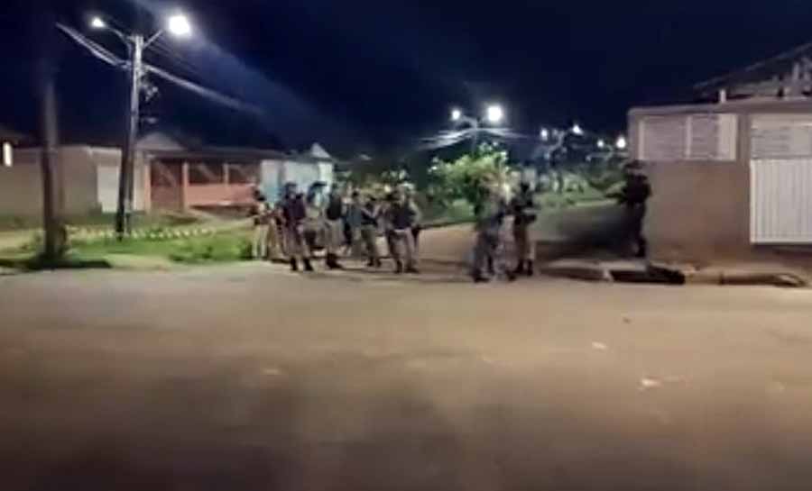 Bandidos encapuzados invadem casa e matam homem em residencial de Rio Branco