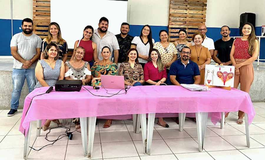 Saúde encerra ações do mês de saúde da mulher com capacitação em Cruzeiro do Sul