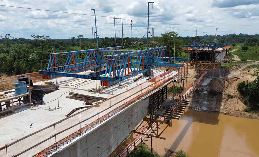 Ponte do anel viário de Brasileia e Epitaciolândia já está 70% concluída