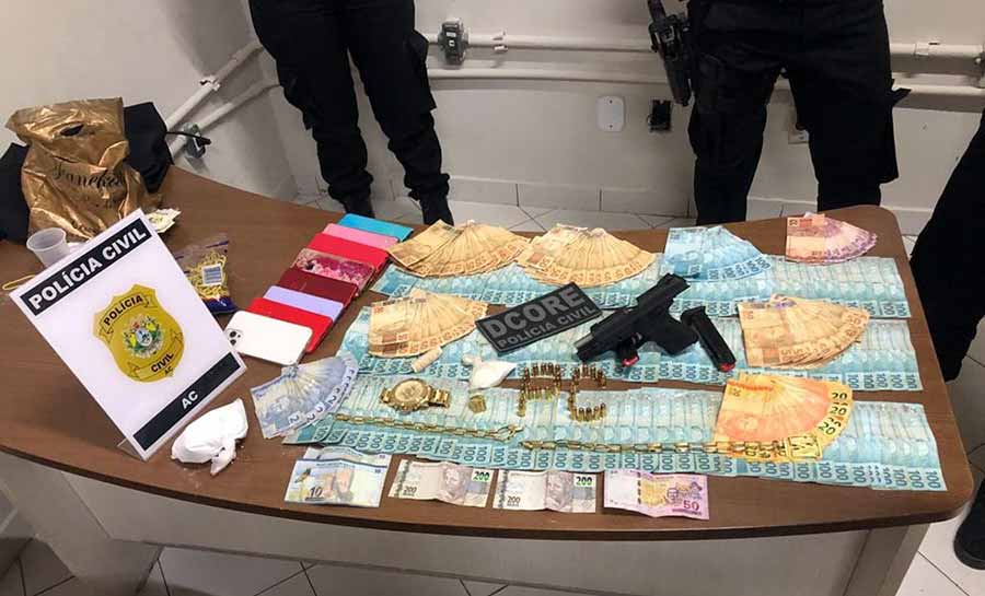 Procurado por homicídio e tráfico de drogas, homem é preso com quase R$ 20 mil em dinheiro no Acre
