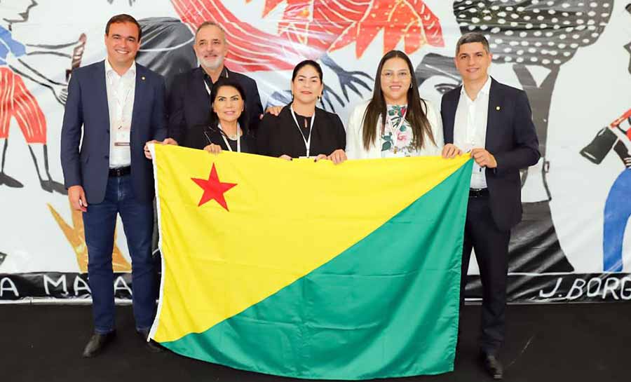 Deputada Meire Serafim representa o Acre no 25º Congresso da Unale