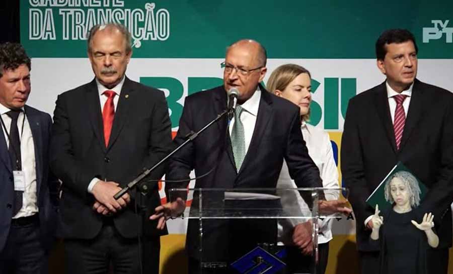 Equipe de Lula quer fim de subsídios para cortar gastos; entenda