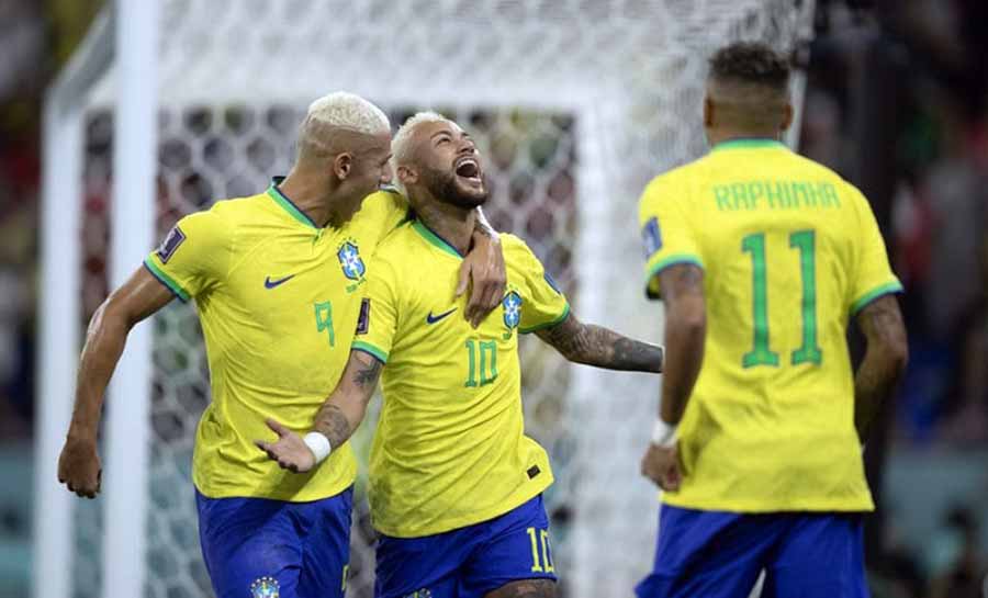 Neymar marca, Brasil goleia Coreia do Sul e pega a Croácia nas quartas