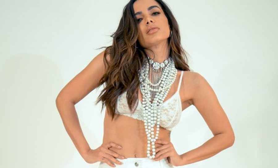 Anitta é internada novamente e cancela show na Farofa da Gkay