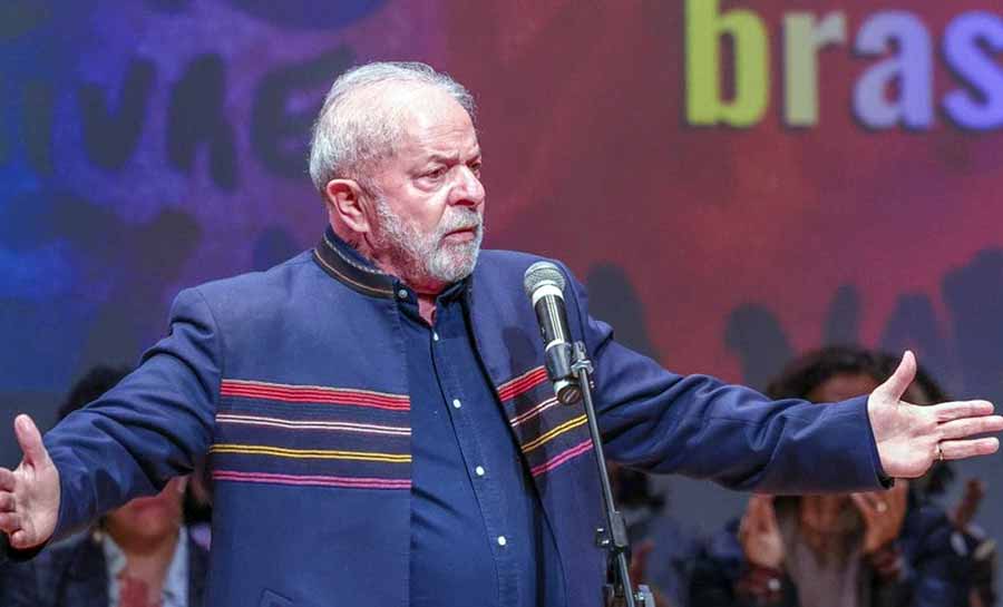Briga interna no PT fez Lula perder a linha