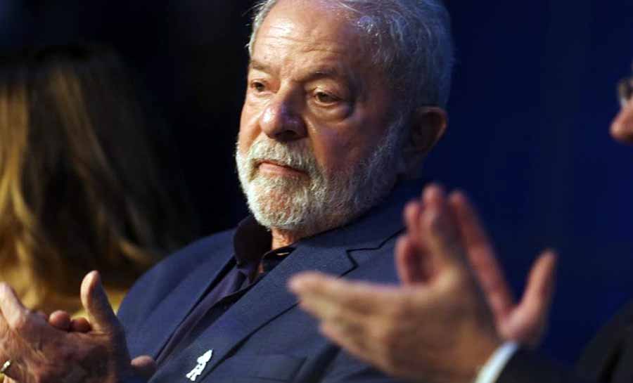 Lula escolhe ex-governadores em ministérios para acelerar gestão