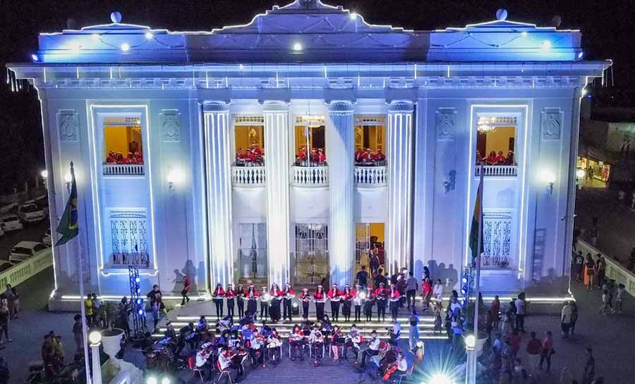 Escola de Música do Acre emociona famílias com cantata de Natal no Palácio Rio Branco