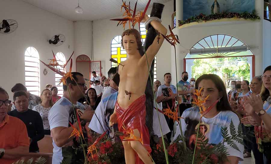 Missa e carreata abrem programação da festa de São Sebastião em paróquia de Rio Branco