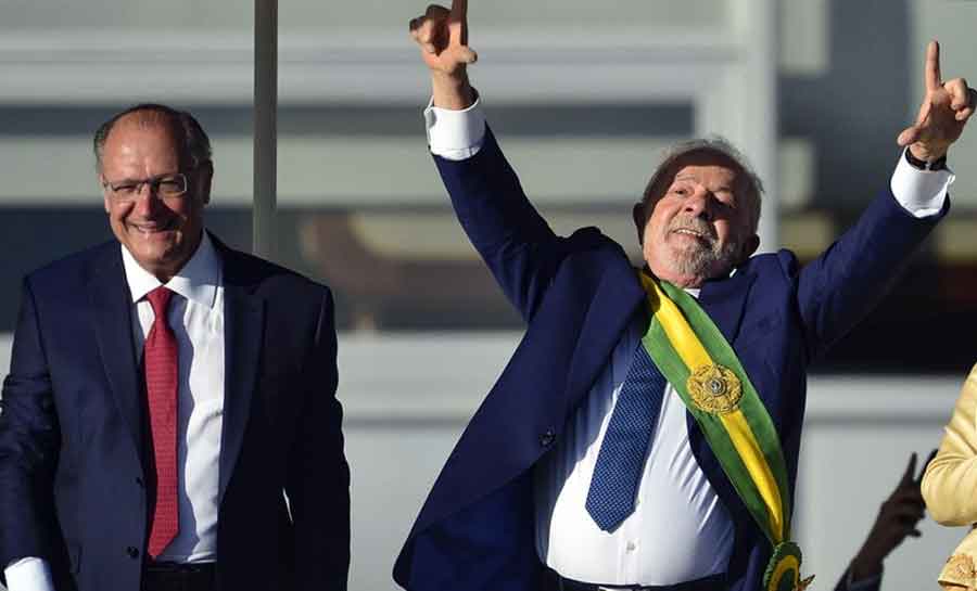 Lula terá reuniões com Rui Costa e Celso Amorim nesta terça-feira (17)