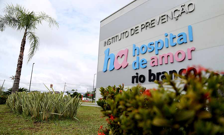 Prefeitura de Rio Branco repassa 107 mil reais de emenda parlamentar para Hospital do Amor