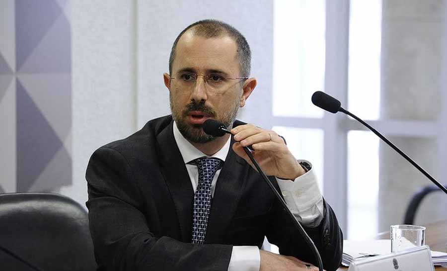 ‘Retrocesso’, diz ministro da CGU sobre LAI no governo Bolsonaro