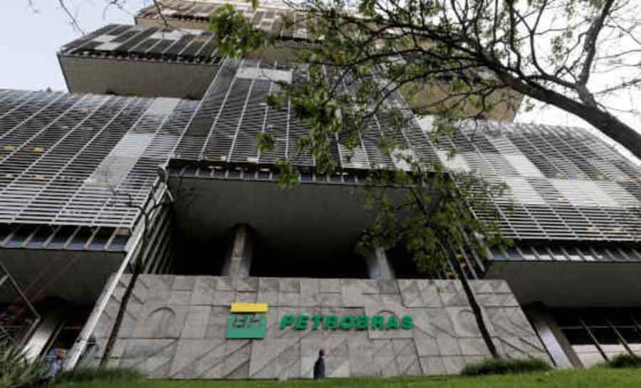 Total de brasileiros que apoiam privatização da Petrobras cai para 24%