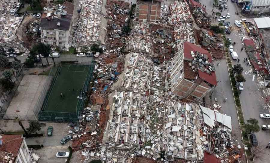 Terremoto atinge Turquia e Síria deixando mais de 1.600 mortos