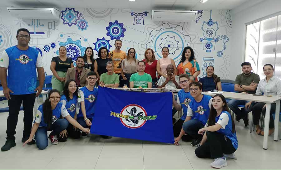 Equipe Acrebóticos representa o SESI/AC em torneio de robótica no Pará 