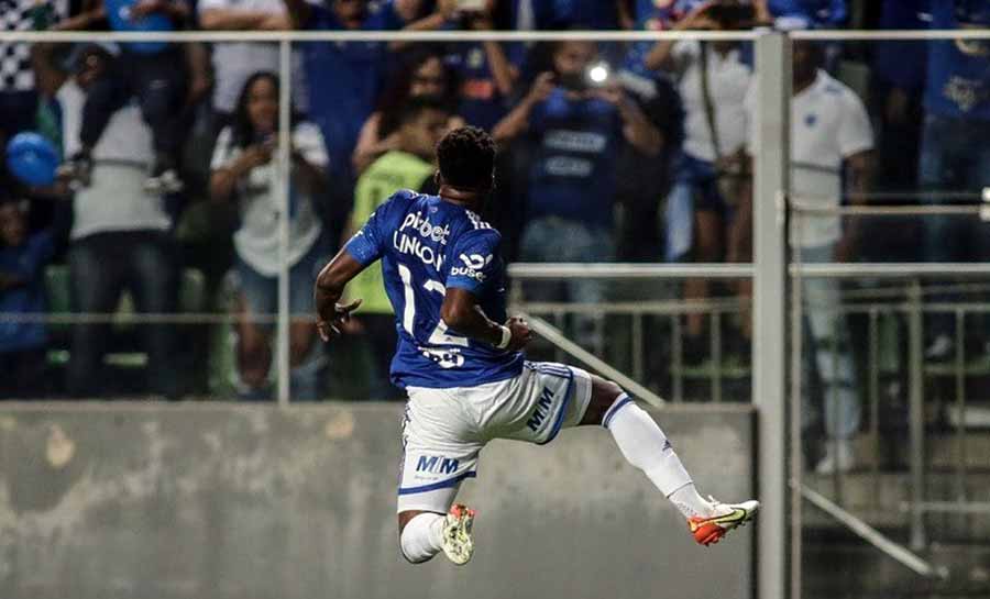 Ceará negocia a contratação de Lincoln, ex-Cruzeiro e Flamengo