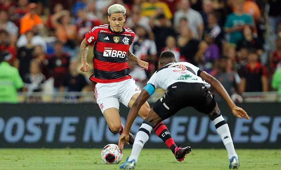 Flamengo vence Vasco e abre vantagem na semifinal do Cariocão