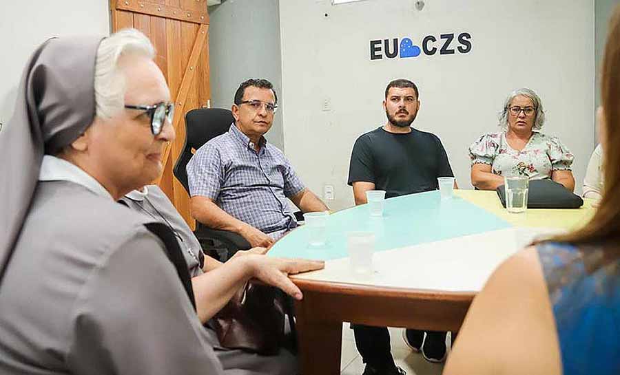 Gonzaga ouve mais de 25 entidades do Juruá e coloca Legislativo à disposição de projetos sociais